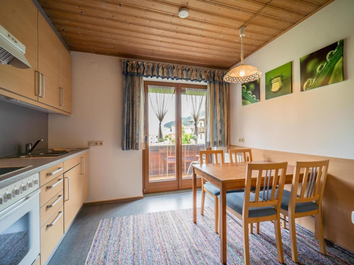 Ferienhaus Schlitters Fuegen Luaran gambar