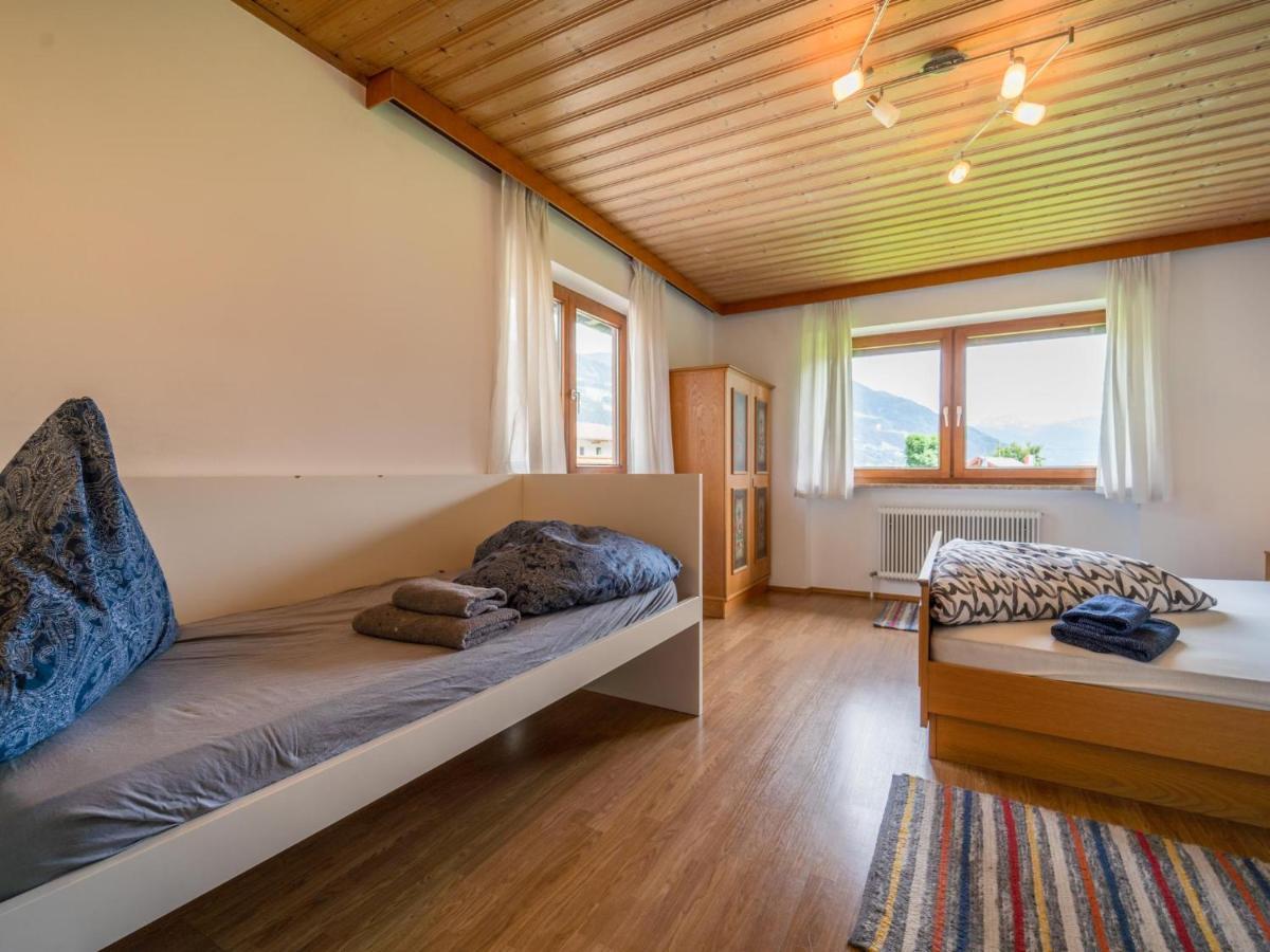 Ferienhaus Schlitters Fuegen Luaran gambar